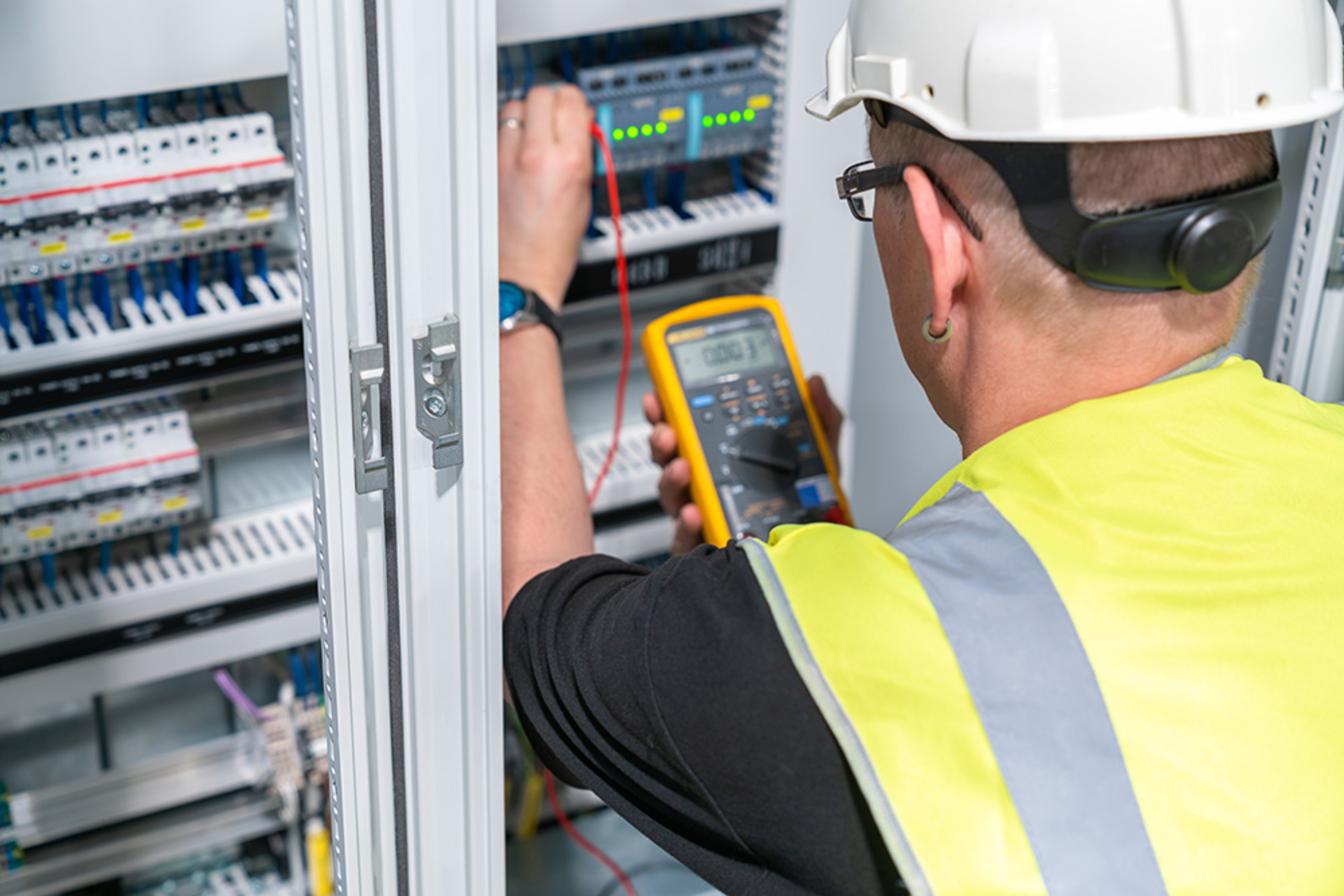 Elektroanlagen-Kontrolle bei Clemens Elektrotechnik in Volkmarsen